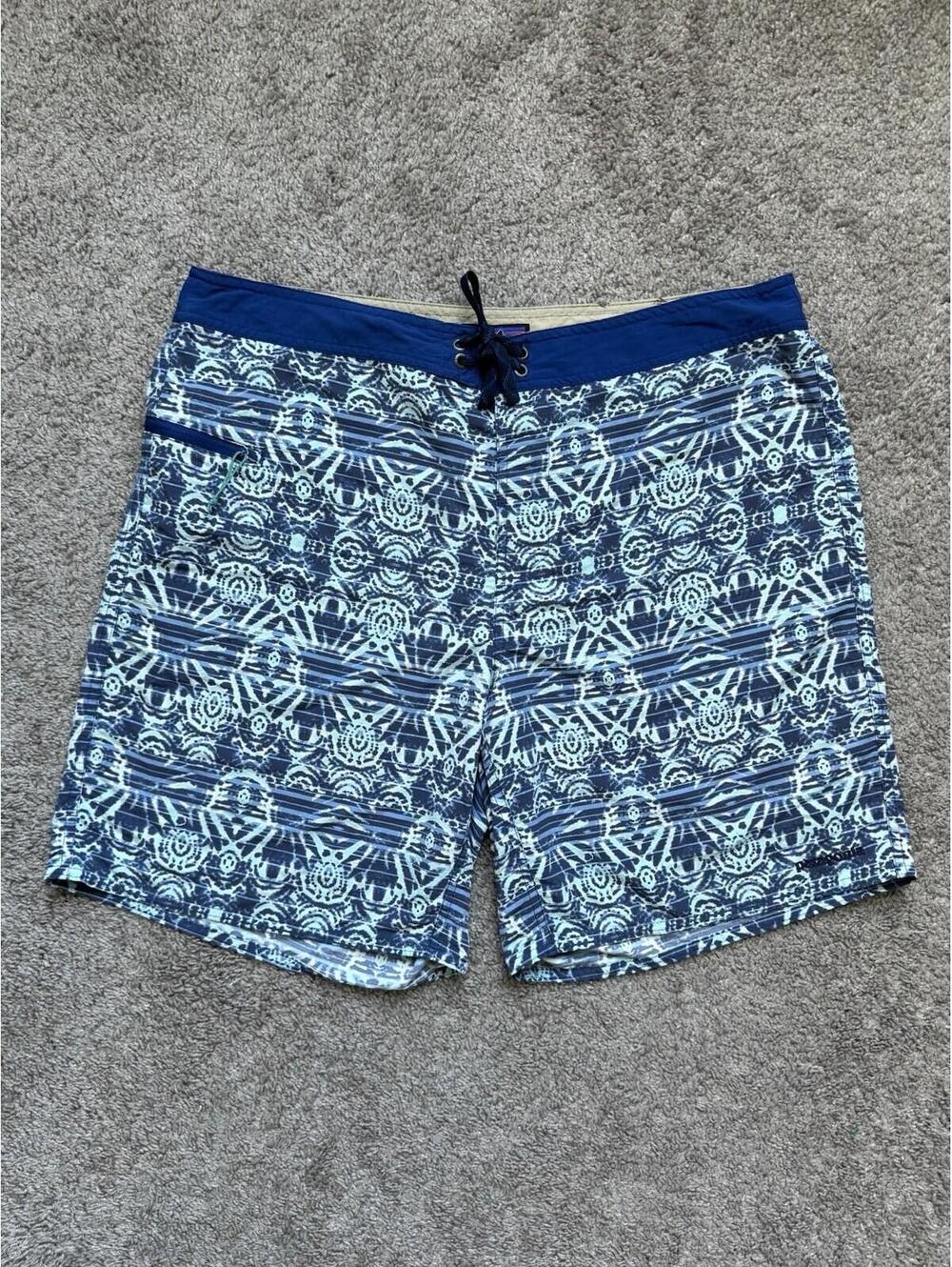 Patagonia Shorts Mens 38 Blue Aztec Wavefarer Hybrid Board Swim Trunks 8”